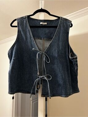 Denim Tie-Front Vest - Dark Blue